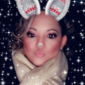 Meet your Posher, Edith